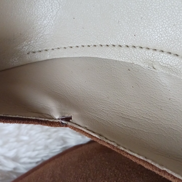 Marc Fisher Tuscany suade Tan pump size 9 - Picture 6 of 6